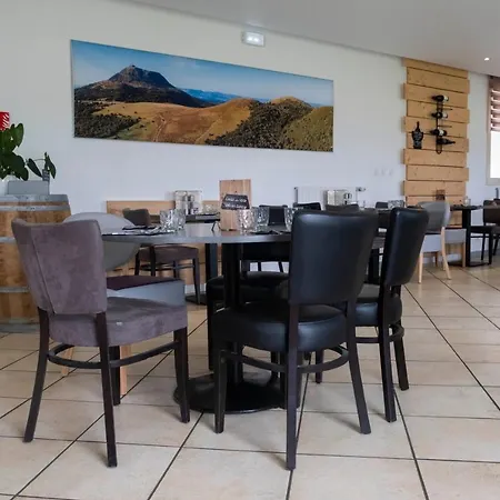 Hotel Logis Volcan Sancy Nebouzat
