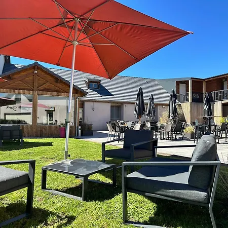 Hotel Logis Restaurant Volcan Sancy 3*